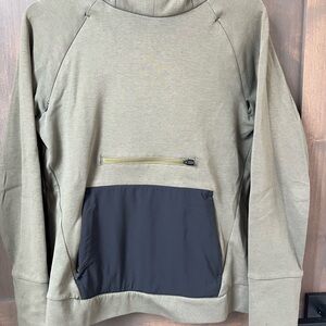 Backcountry Tricot Tech Hoodie with Multiple Pockets and Built-in Buff.